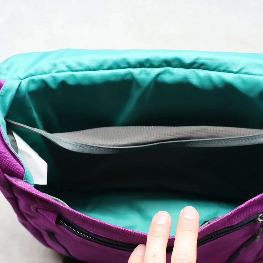 Patagonia Bag Unisex OS Purple MiniMass Messenger Crossbody‎ Utility Commuter